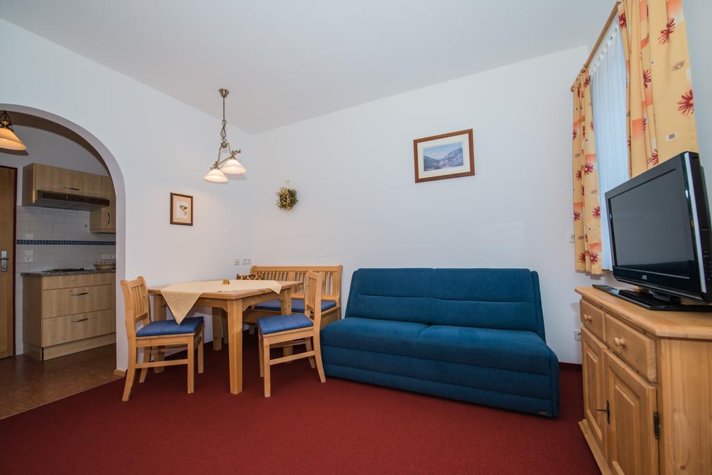 Aparthotel Ederhof Schlanitzen Rum bild